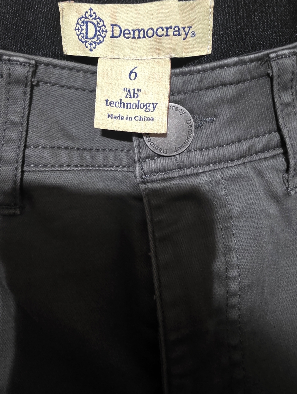 Democracy AB Technology- Black Slim Mid-Rise Pants- Size 6 - Picture 2 of 5